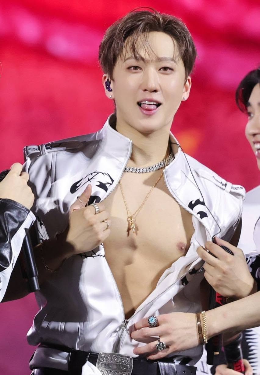 Latest photo of Changbin (Stray Kids)