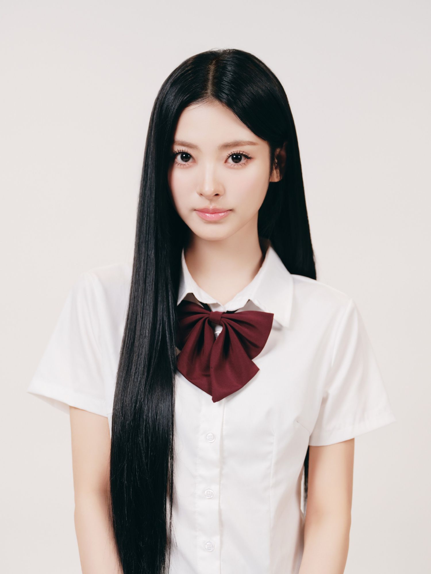 안나 (MEOVV)의 최신 사진