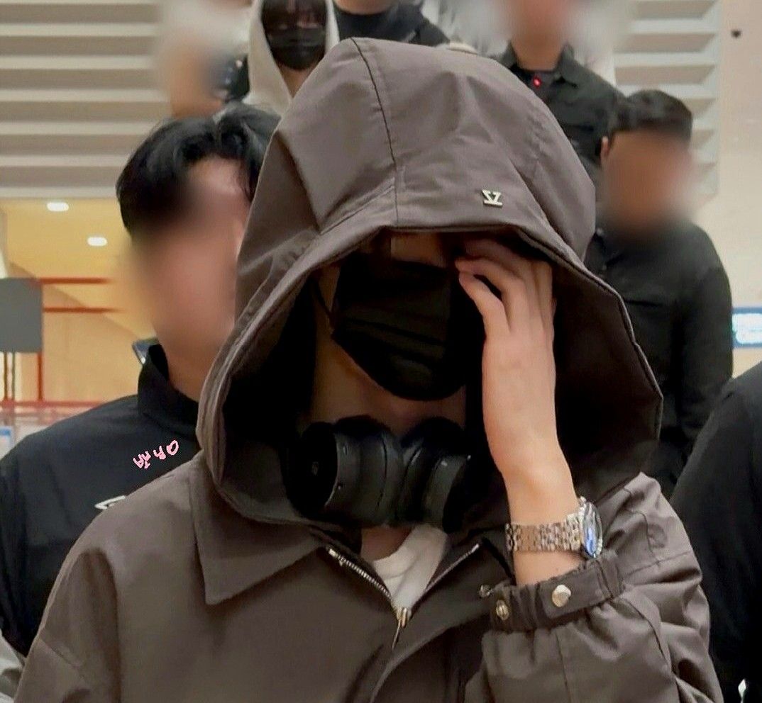 Recent activity shot of Han Yujin (ZEROBASEONE)