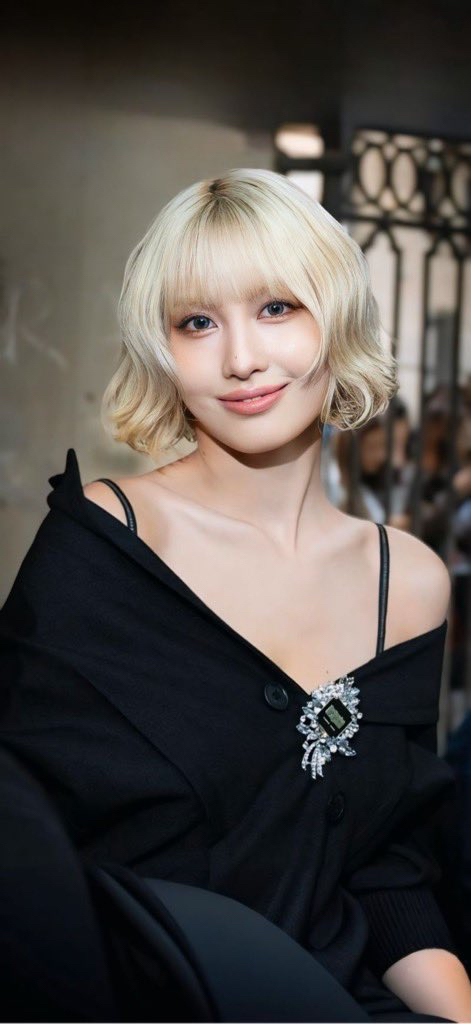 モモ (TWICE)の最近の活動写真