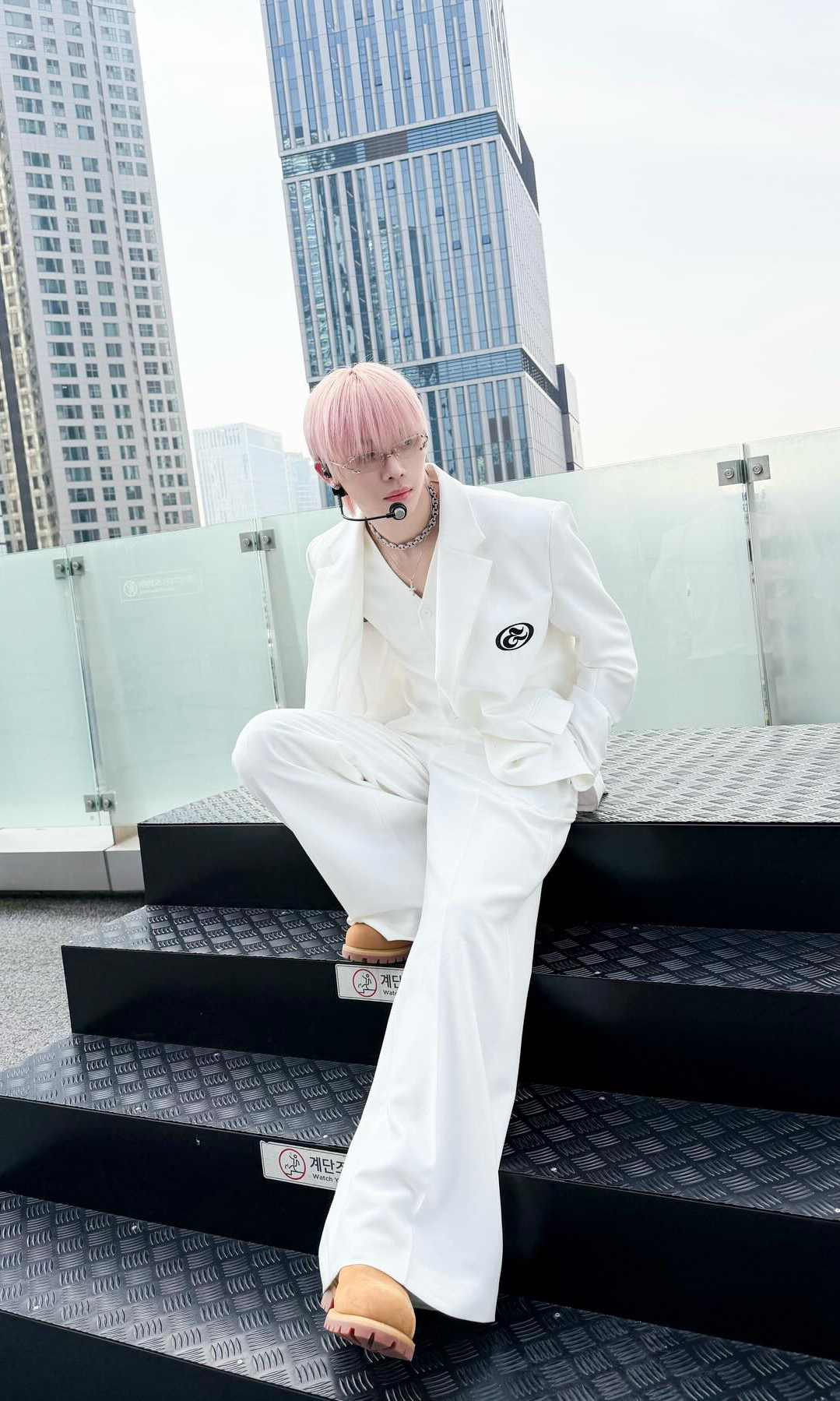 Behind-the-scenes cut of Nicholas (&TEAM)