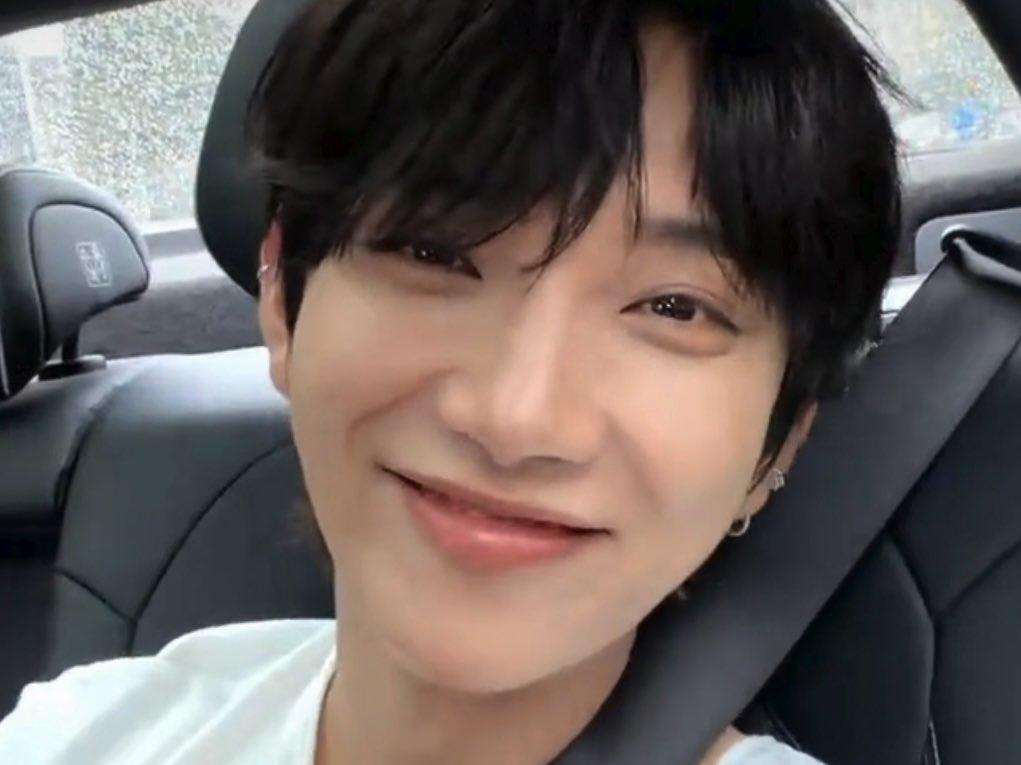 Latest photo of Joshua (SEVENTEEN)