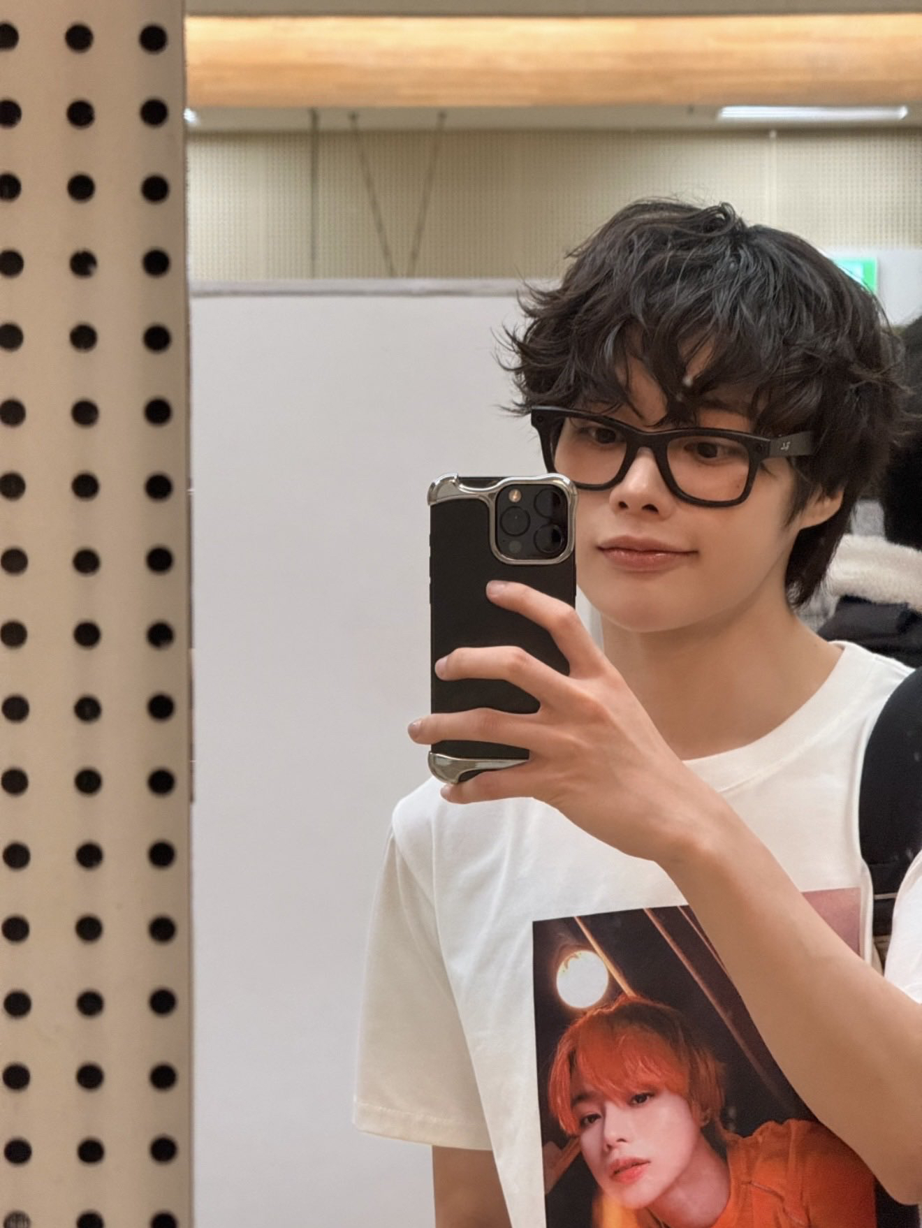 Foto aktivitas terbaru Hanbin (TEMPEST)