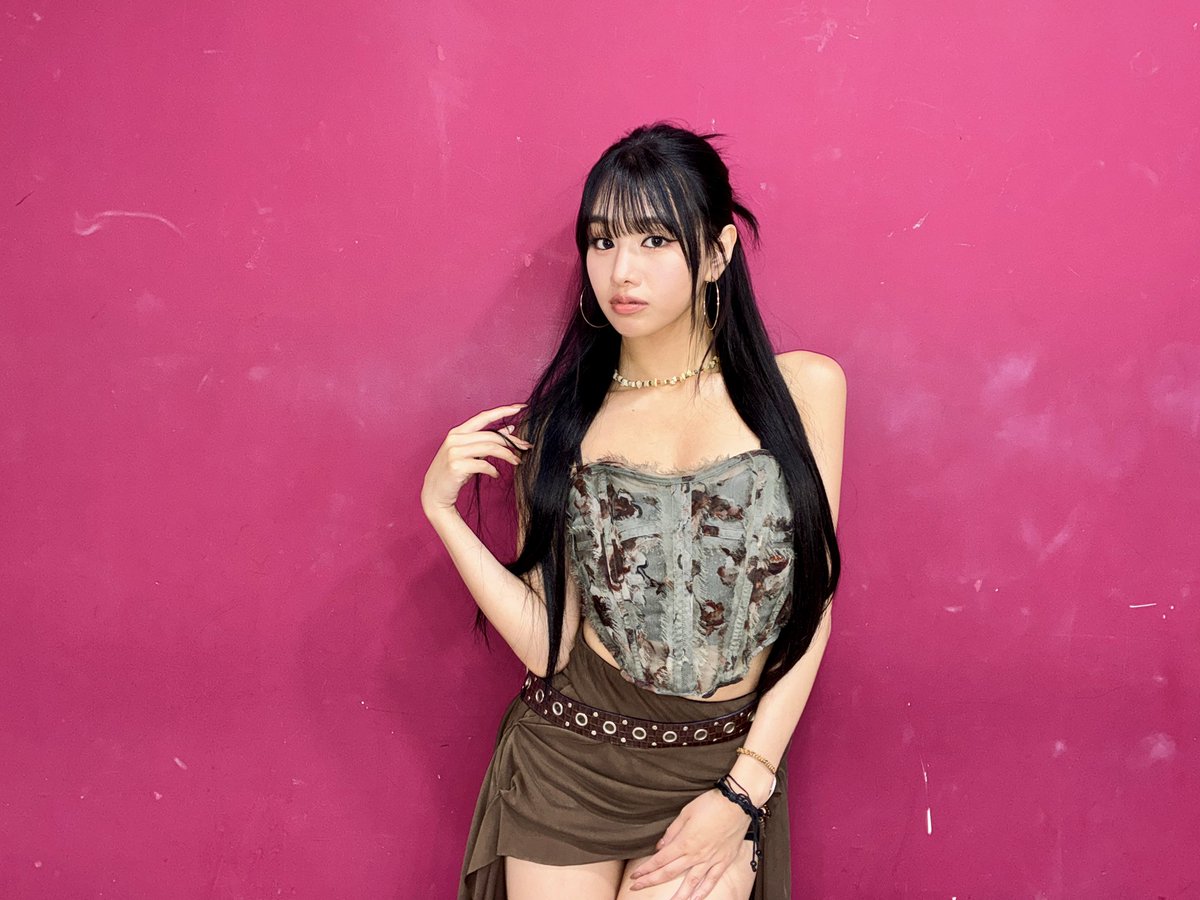 Latest photo of KISS OF LIFE