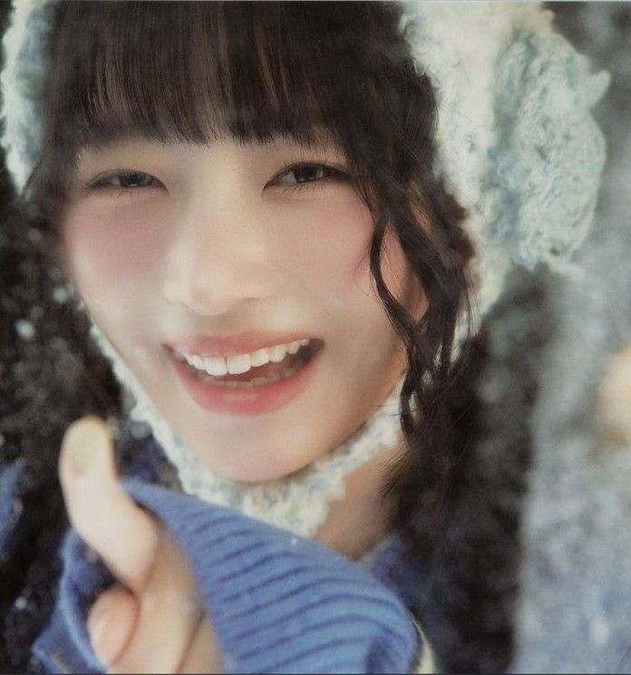 Recent activity shot of Rei (IVE)