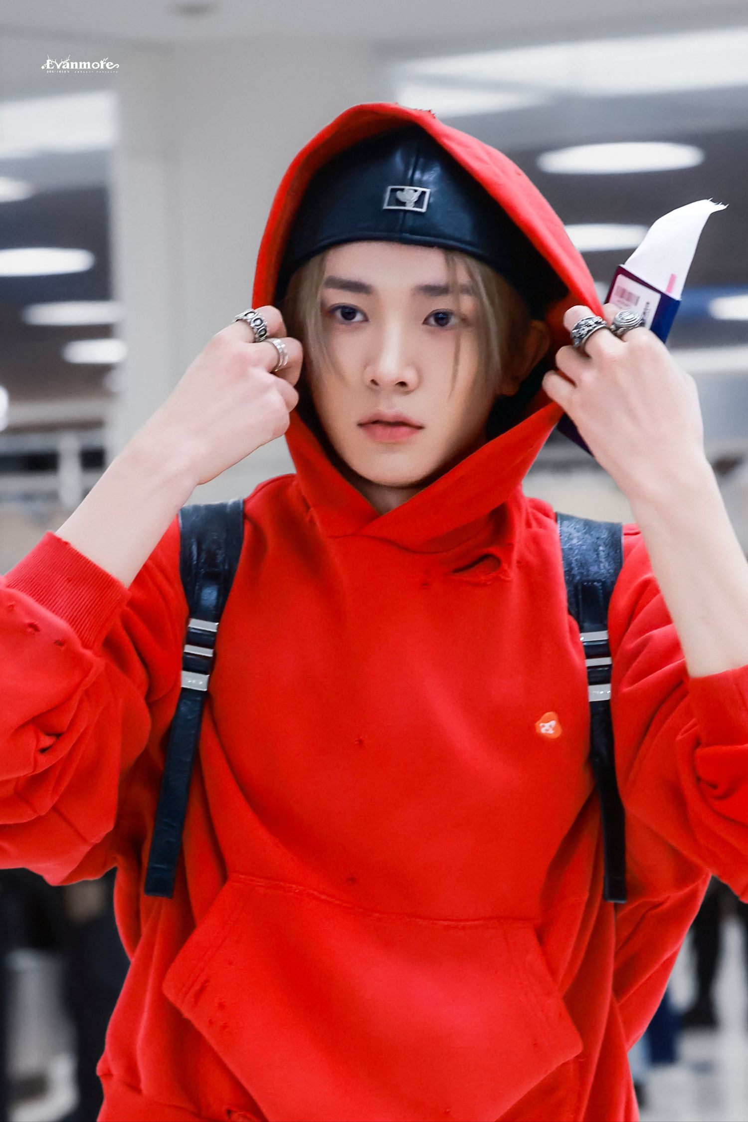 Foto terbaru Heeseung (ENHYPEN)