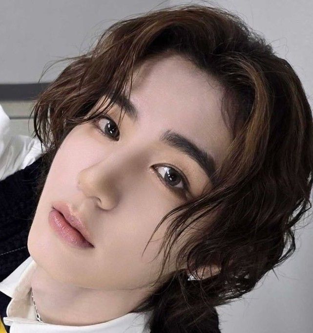 Recent activity shot of Leehan (BOYNEXTDOOR)