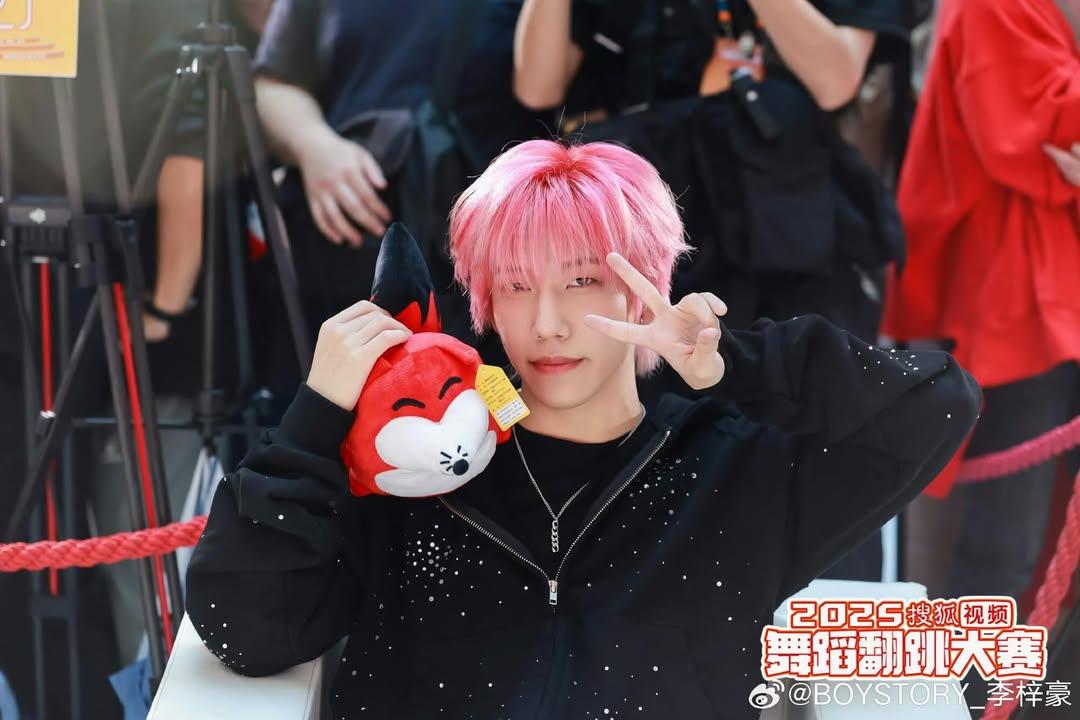 Recent activity shot of Zihao (BOY STORY)