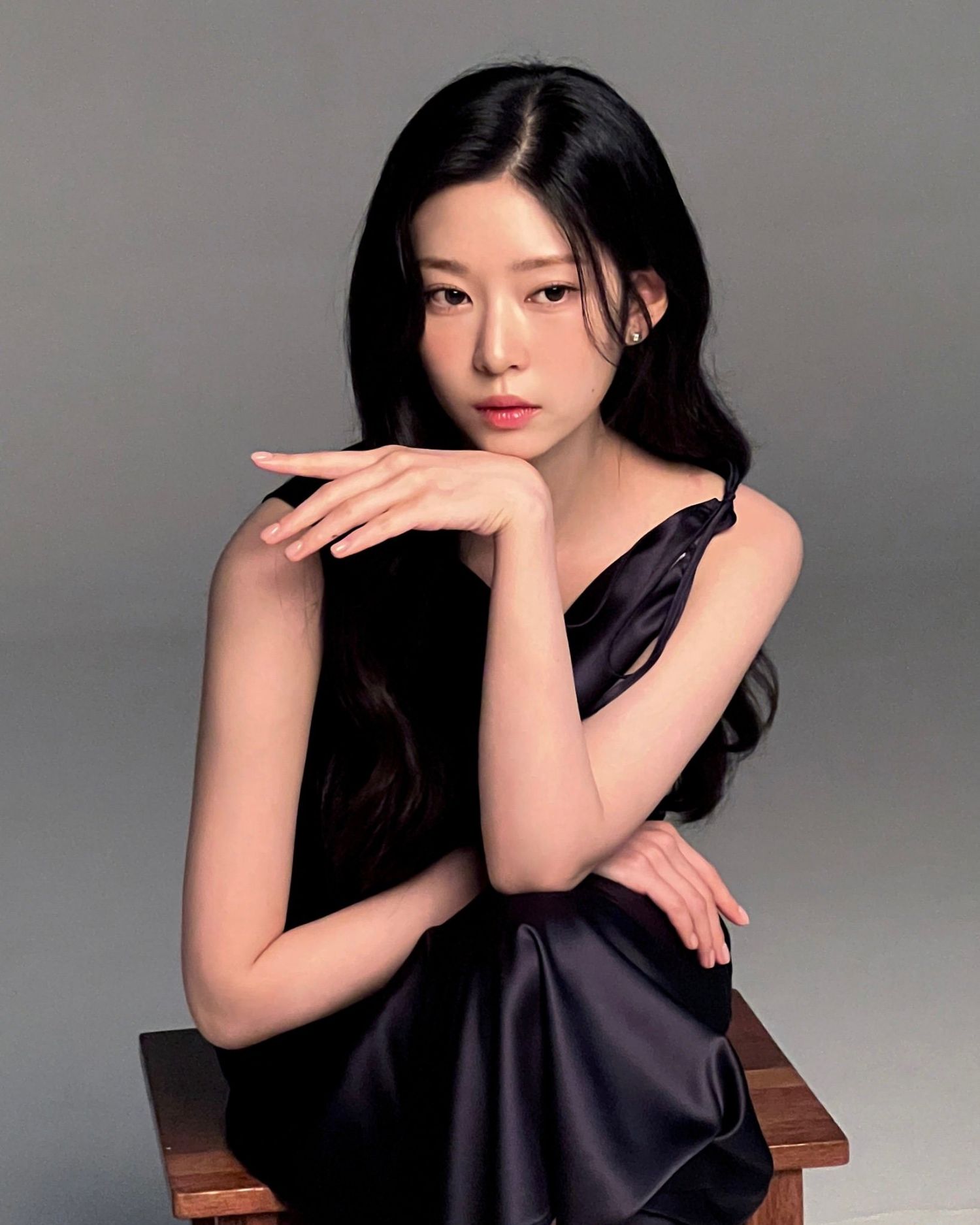 Recent activity shot of Kim Minju