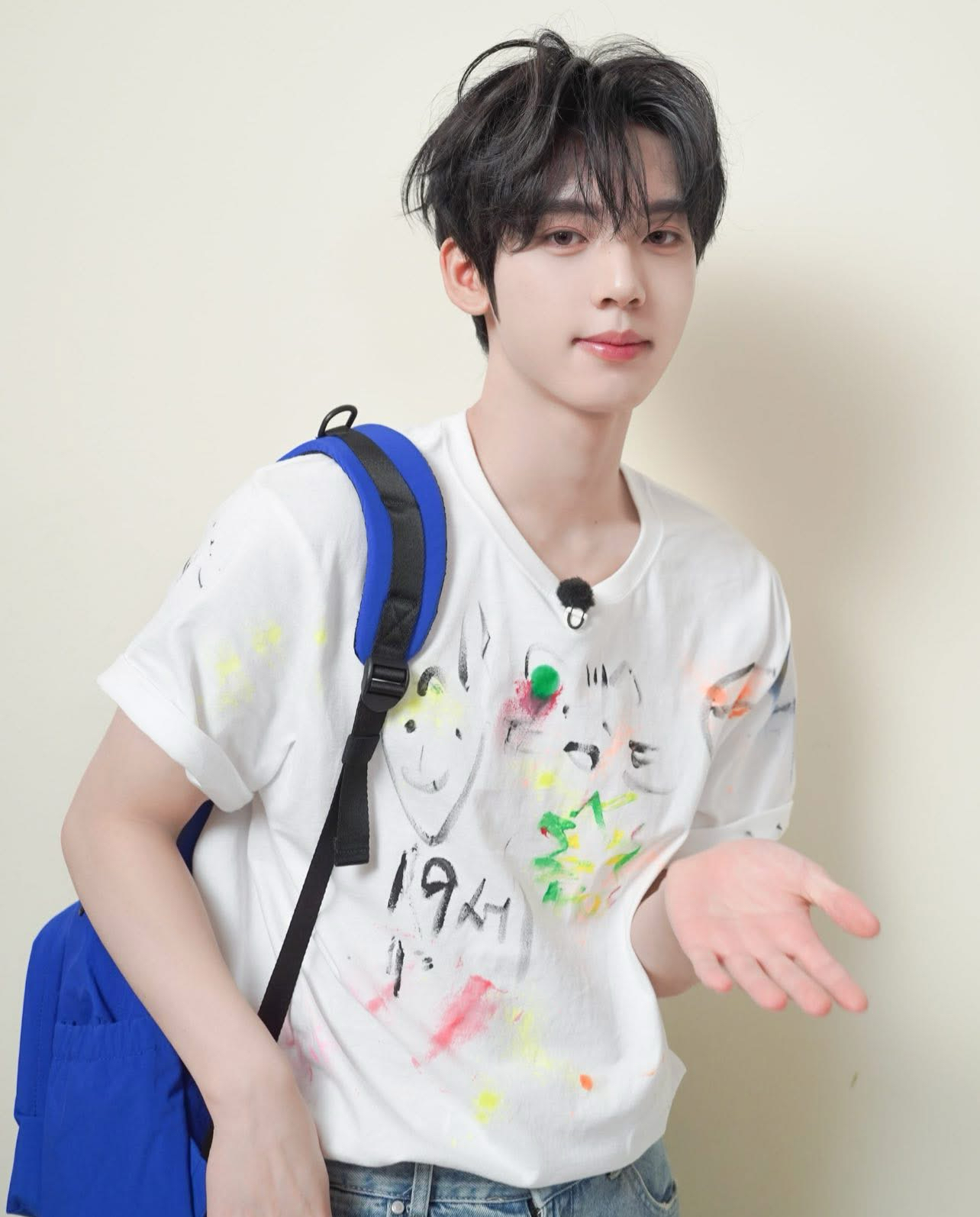 Behind-the-scenes cut of Han Yujin (ZEROBASEONE)