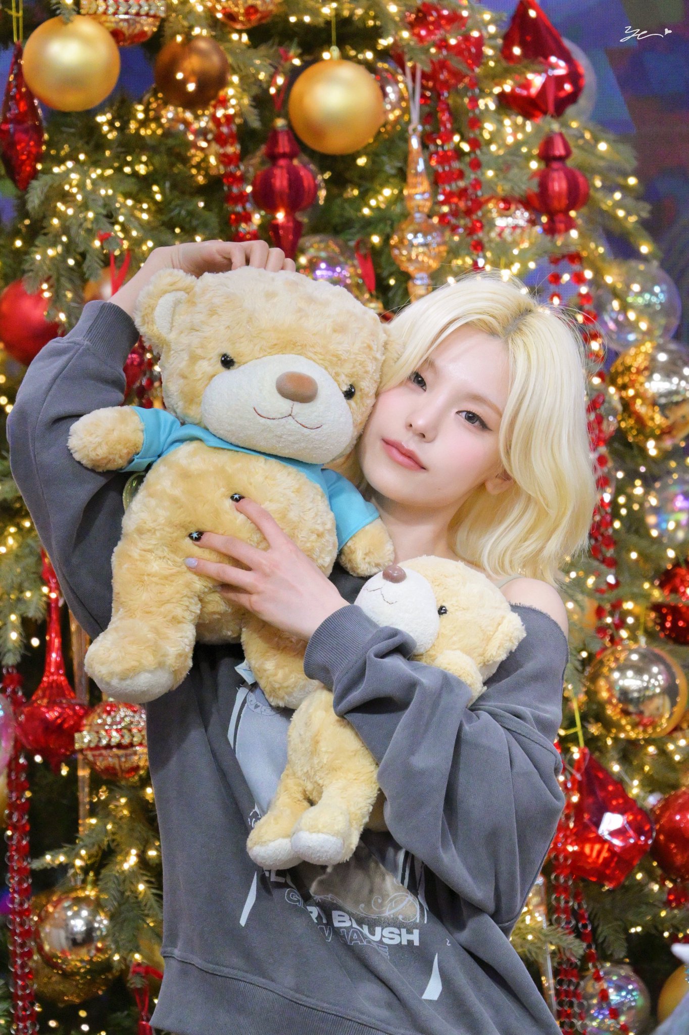 Latest photo of Yeji (ITZY)