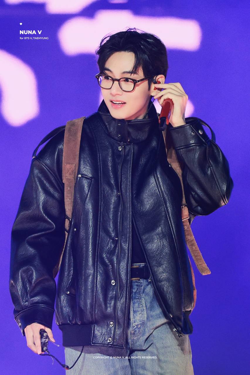 A moment captured by V (BTS)'s fan