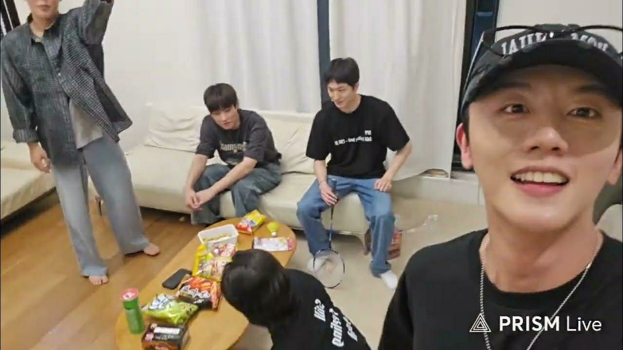 Latest photo of Chani (SF9)