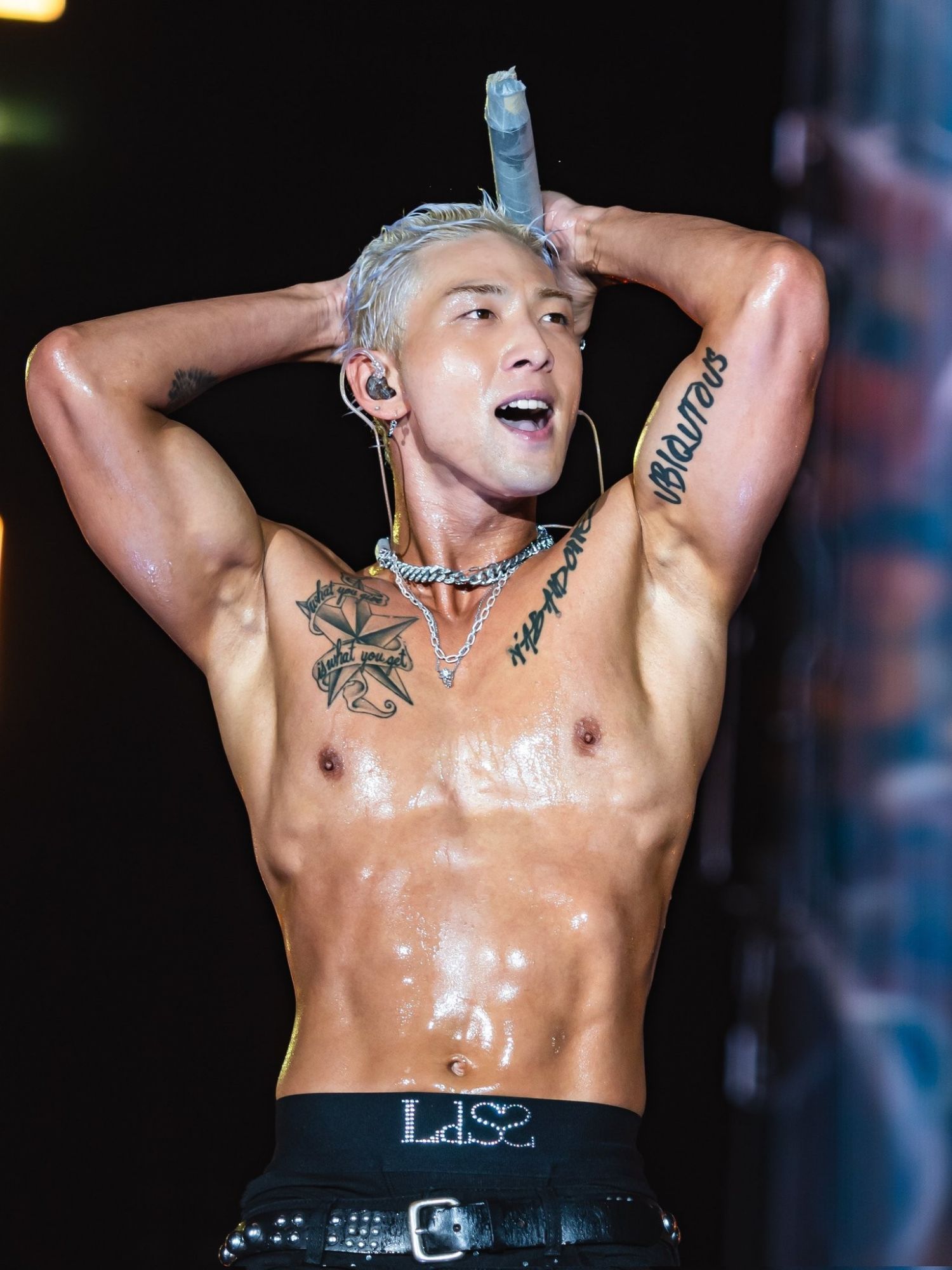 A moment captured by Baekho's fan