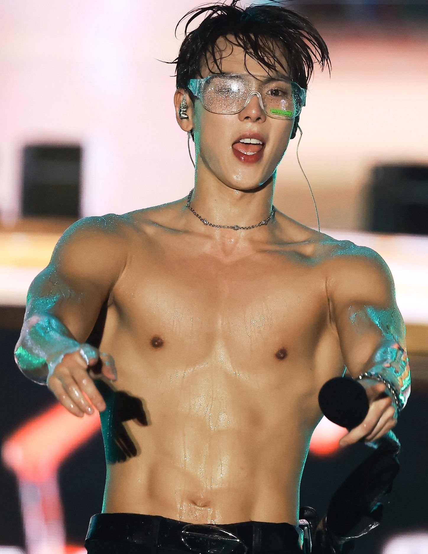 Recent activity shot of Shownu (MONSTA X)