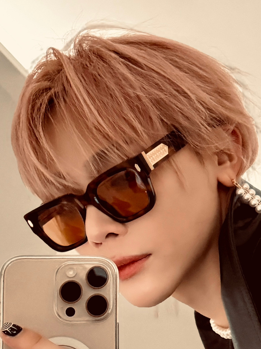 Latest photo of Nicholas (&TEAM)