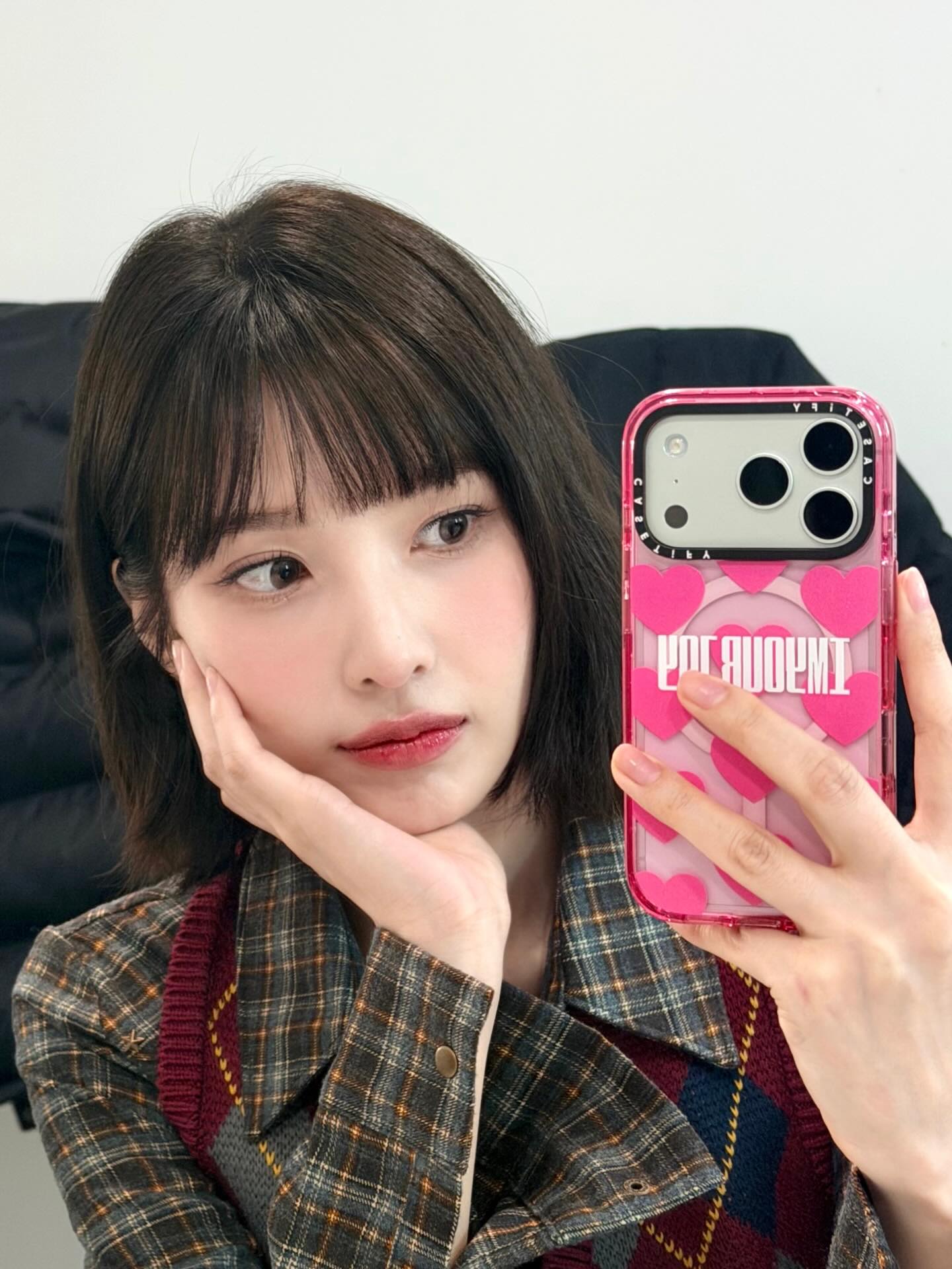 Behind-the-scenes cut of Joy (Red Velvet)