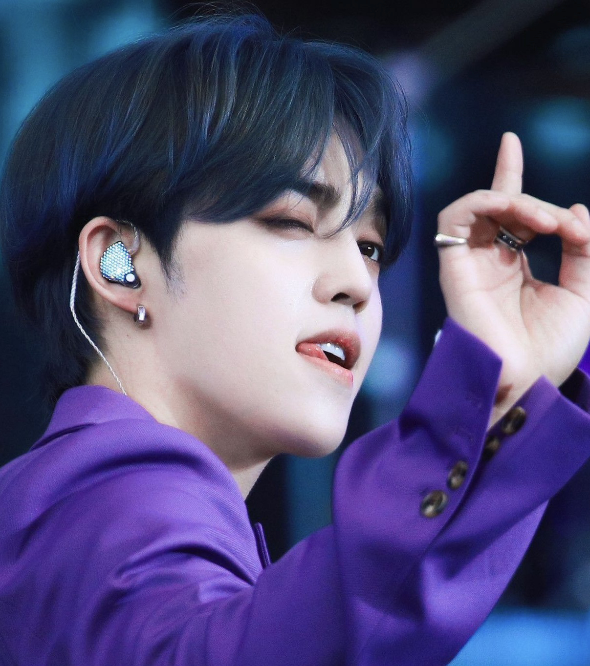 S.Coups (SEVENTEEN)的最新照片