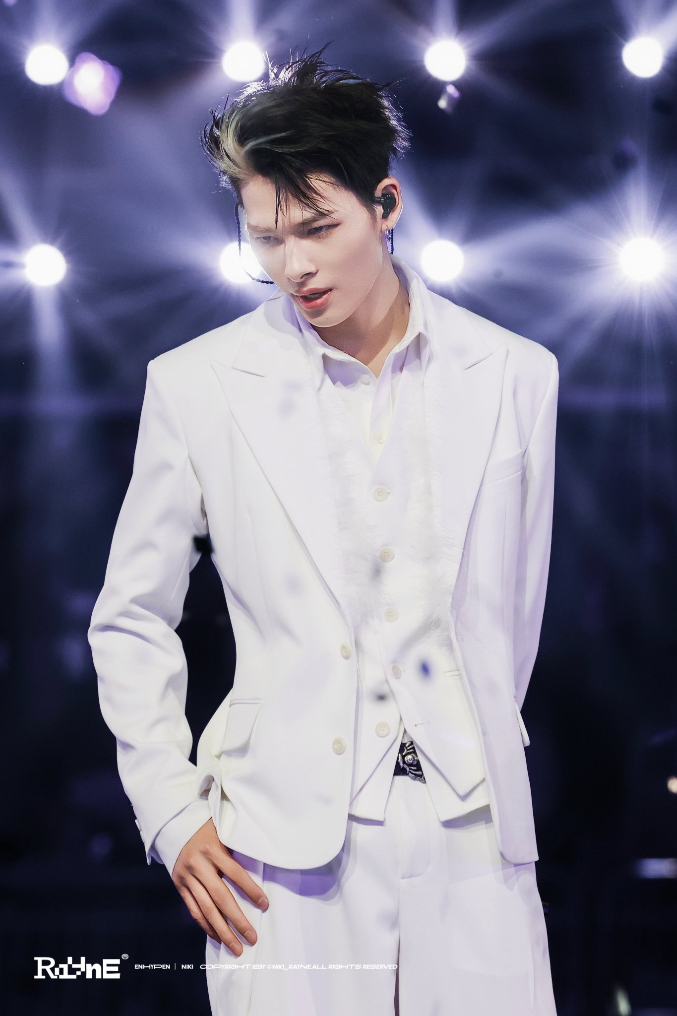 ニキ (ENHYPEN)の最近の活動写真