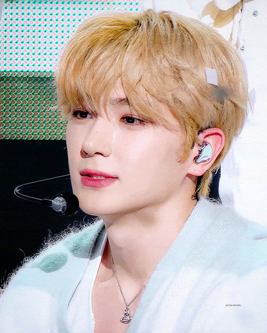Behind-the-scenes cut of Hyunjae (THE BOYZ)