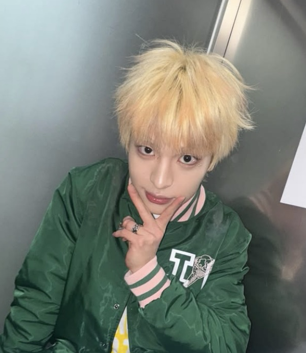 Behind-the-scenes cut of Yechan (Xikers)