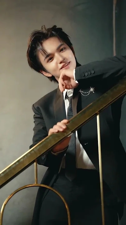 A heartfelt wallpaper shared by Hangyul (POLARIX)'s fans