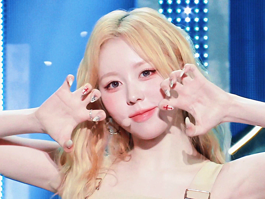 Behind-the-scenes cut of Jeong Hyerin (tripleS)