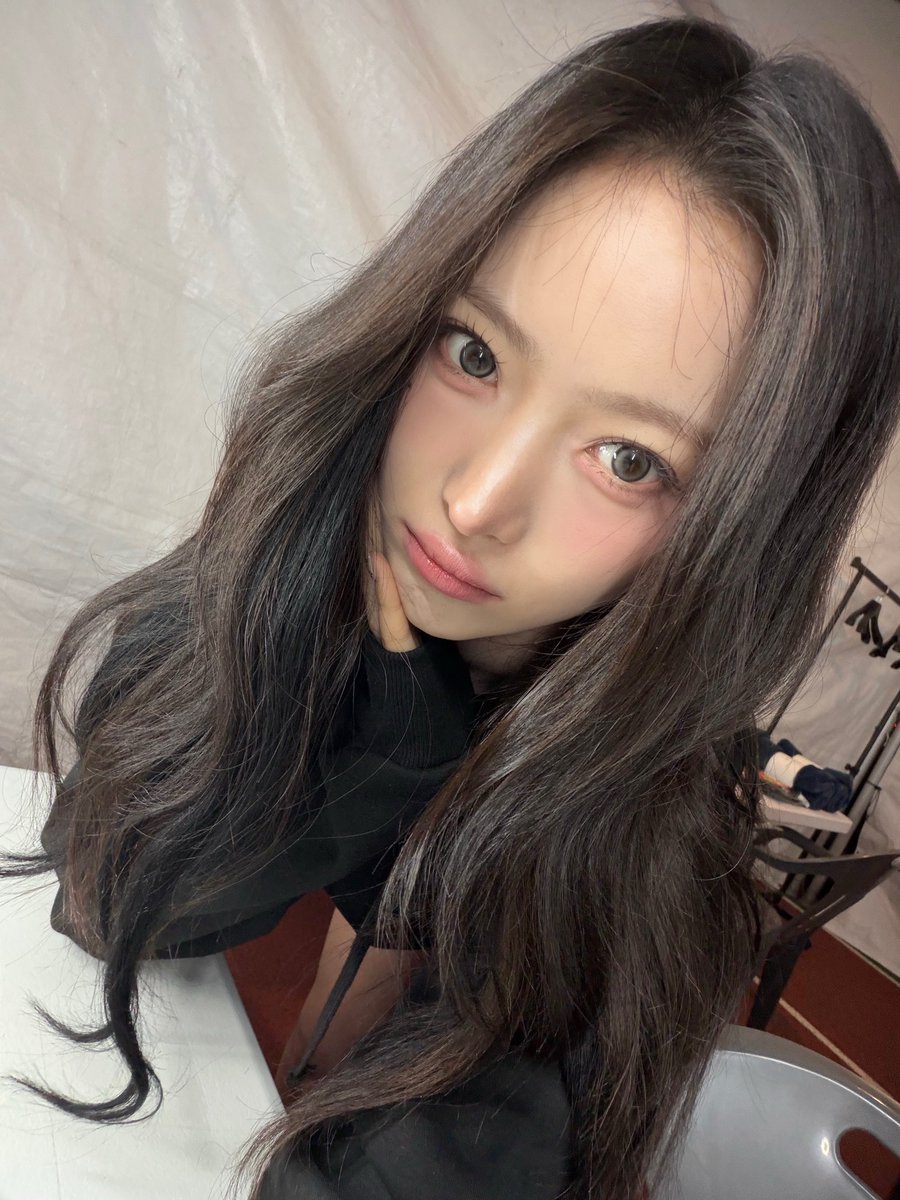 H1-KEY의 비하인드 컷