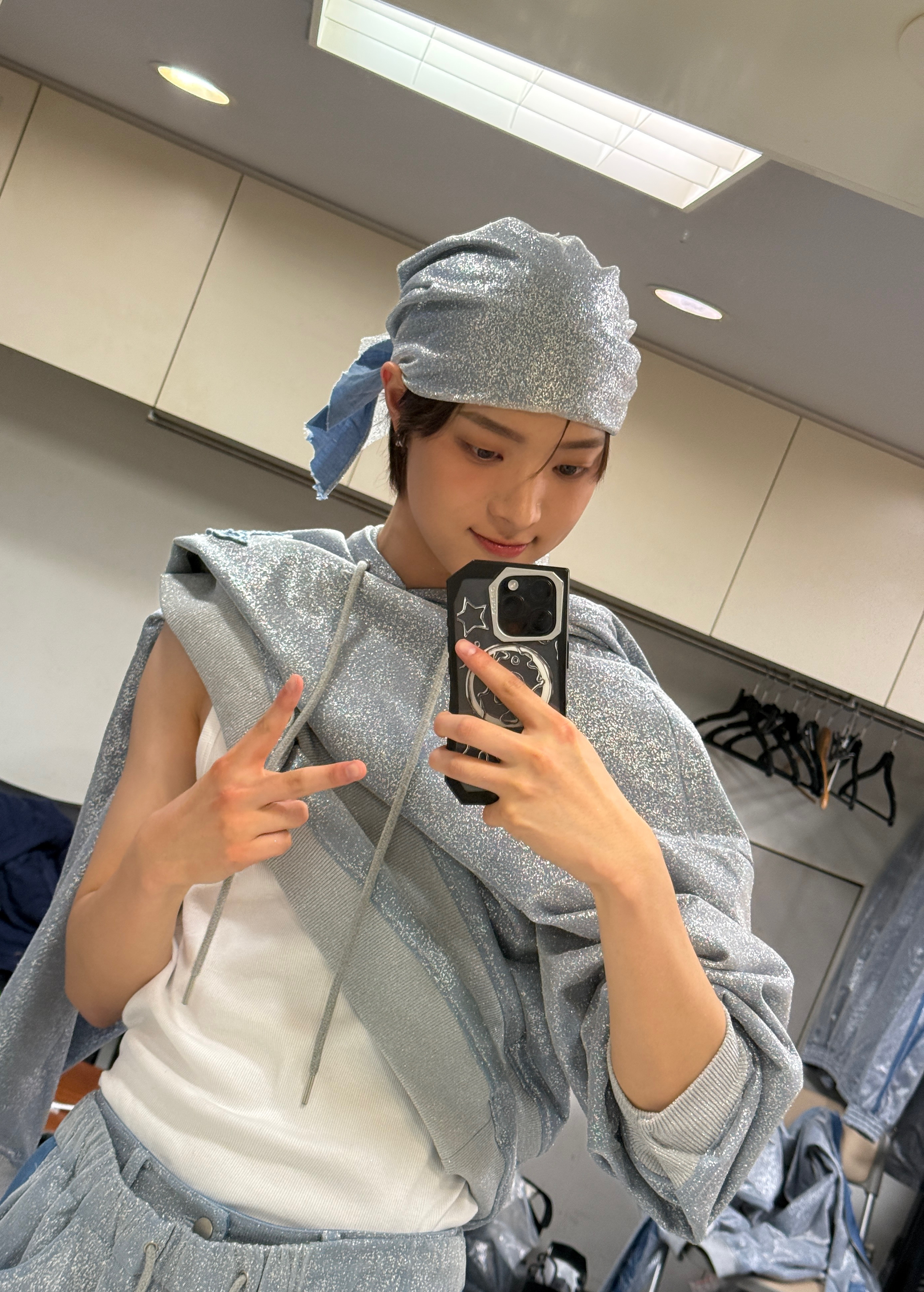 Latest photo of EJ (&TEAM)