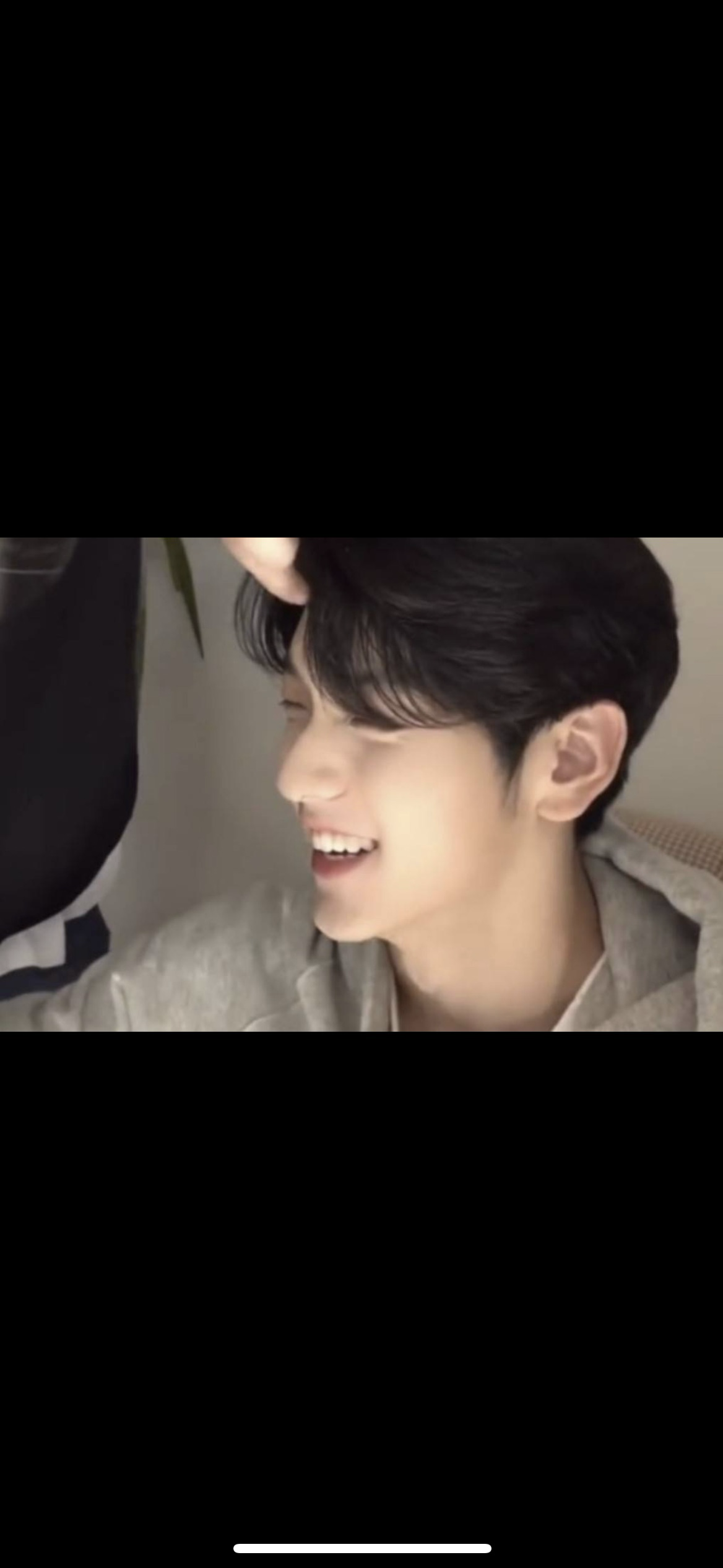 A moment captured by Soobin (TOMORROW X TOGETHER)'s fan