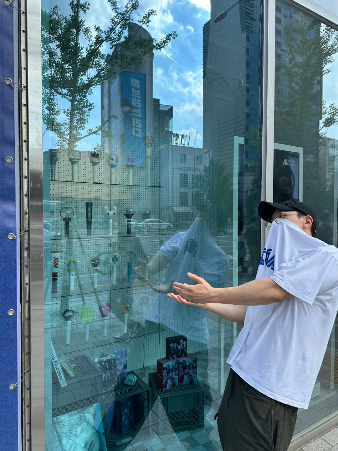 Latest photo of BOBBY (iKON)
