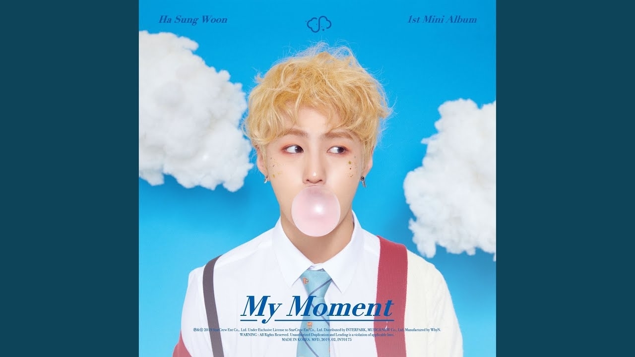 A moment captured by Ha Sungwoon's fan