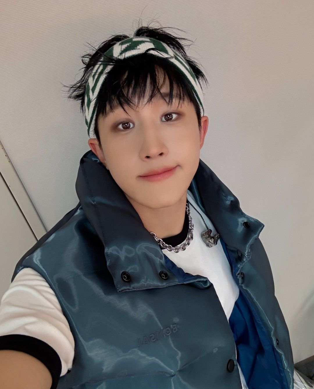 Behind-the-scenes cut of Jinjin (ASTRO)