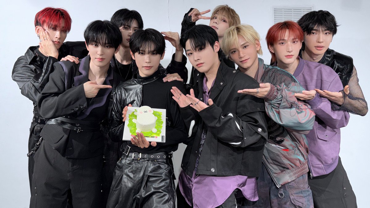 A moment captured by XODIAC's fan