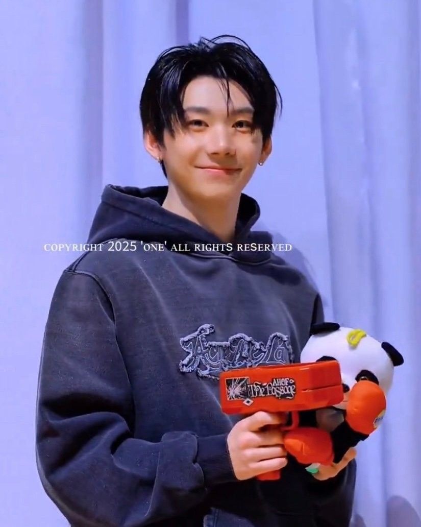 Latest photo of Park Han (AHOF)