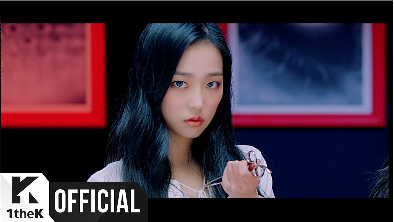 Behind-the-scenes cut of CLC