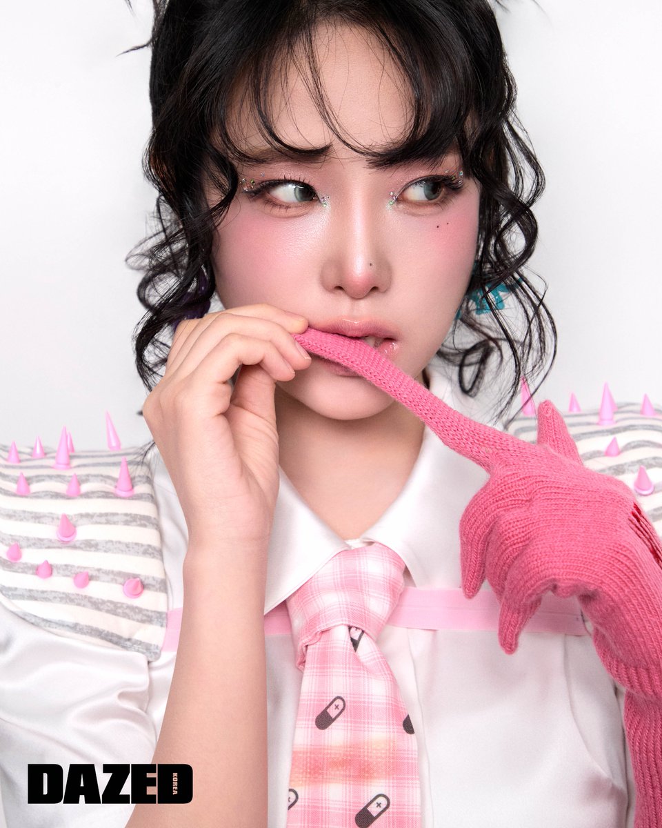 Behind-the-scenes cut of Choi Yena