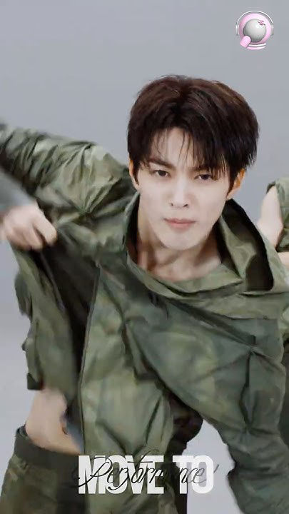 A moment captured by CORTIS's fan