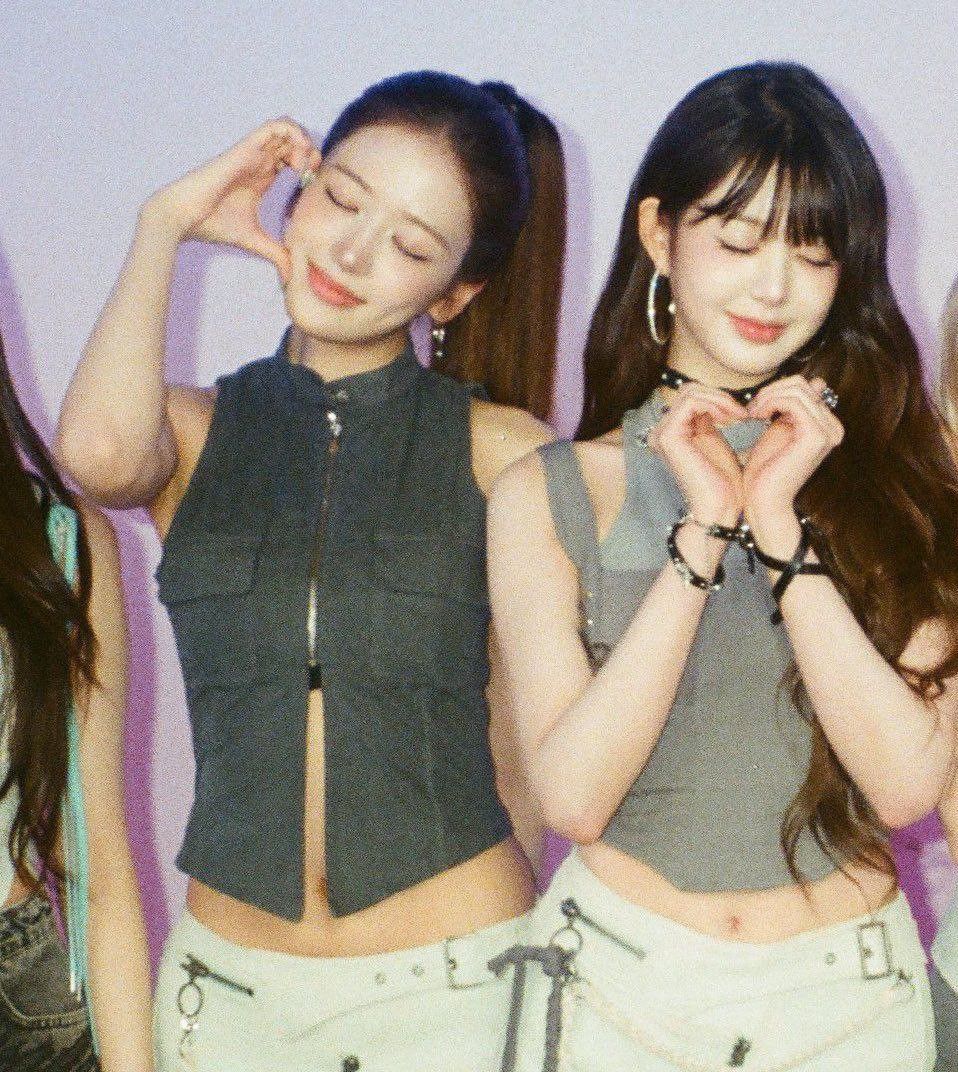 Latest photo of An Yujin (IVE)