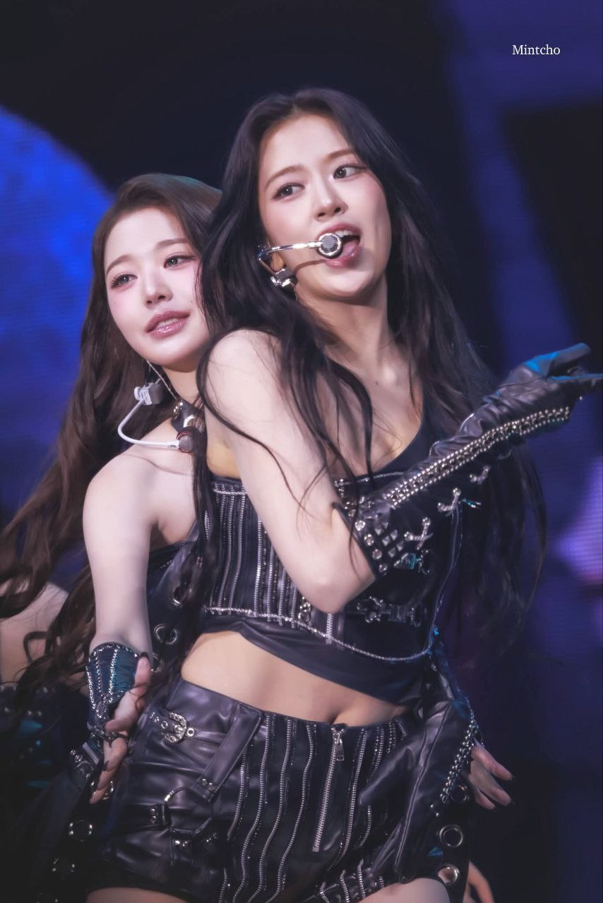 IVE的最新活动照片