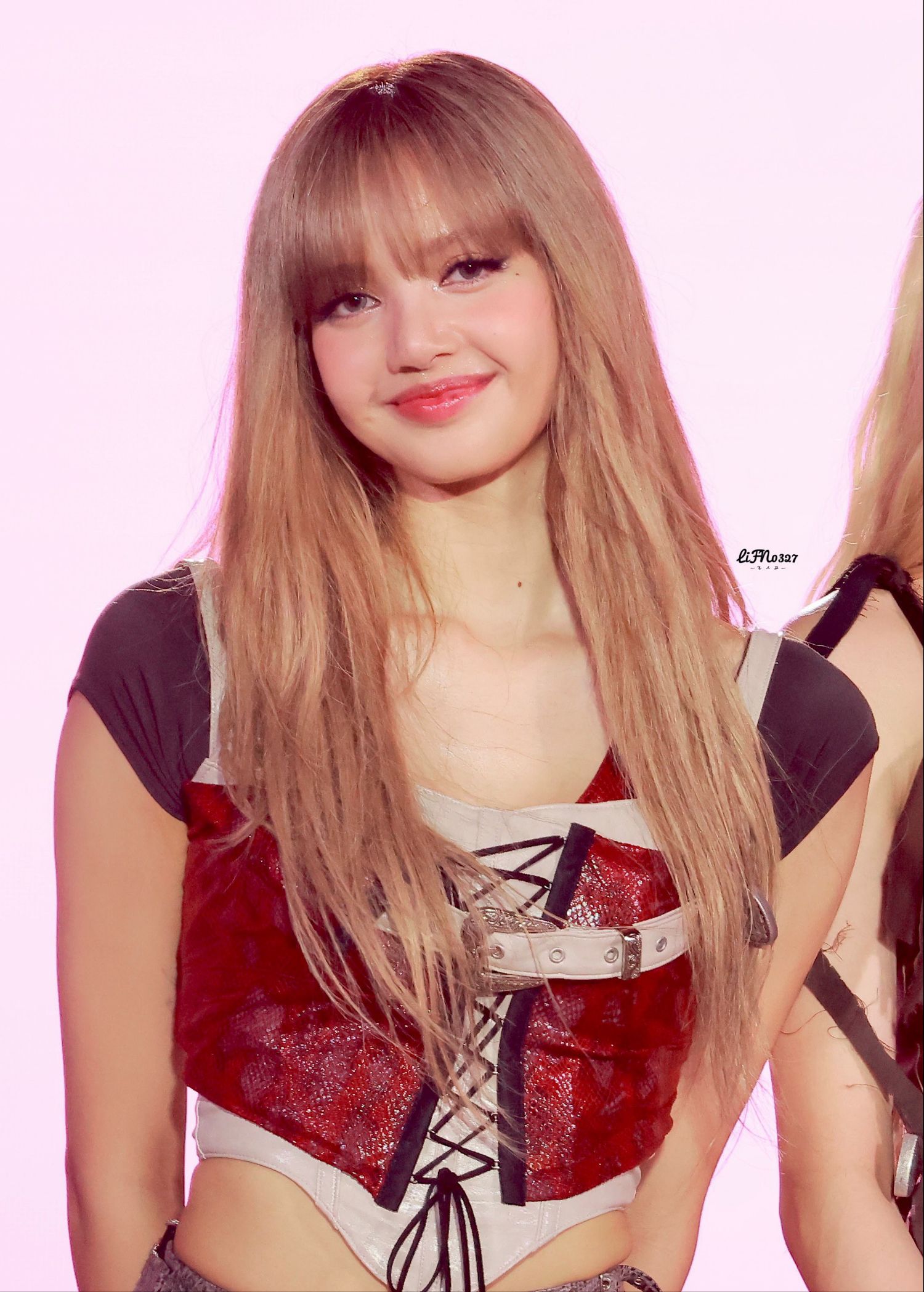 A moment captured by Lisa (BLACKPINK)'s fan