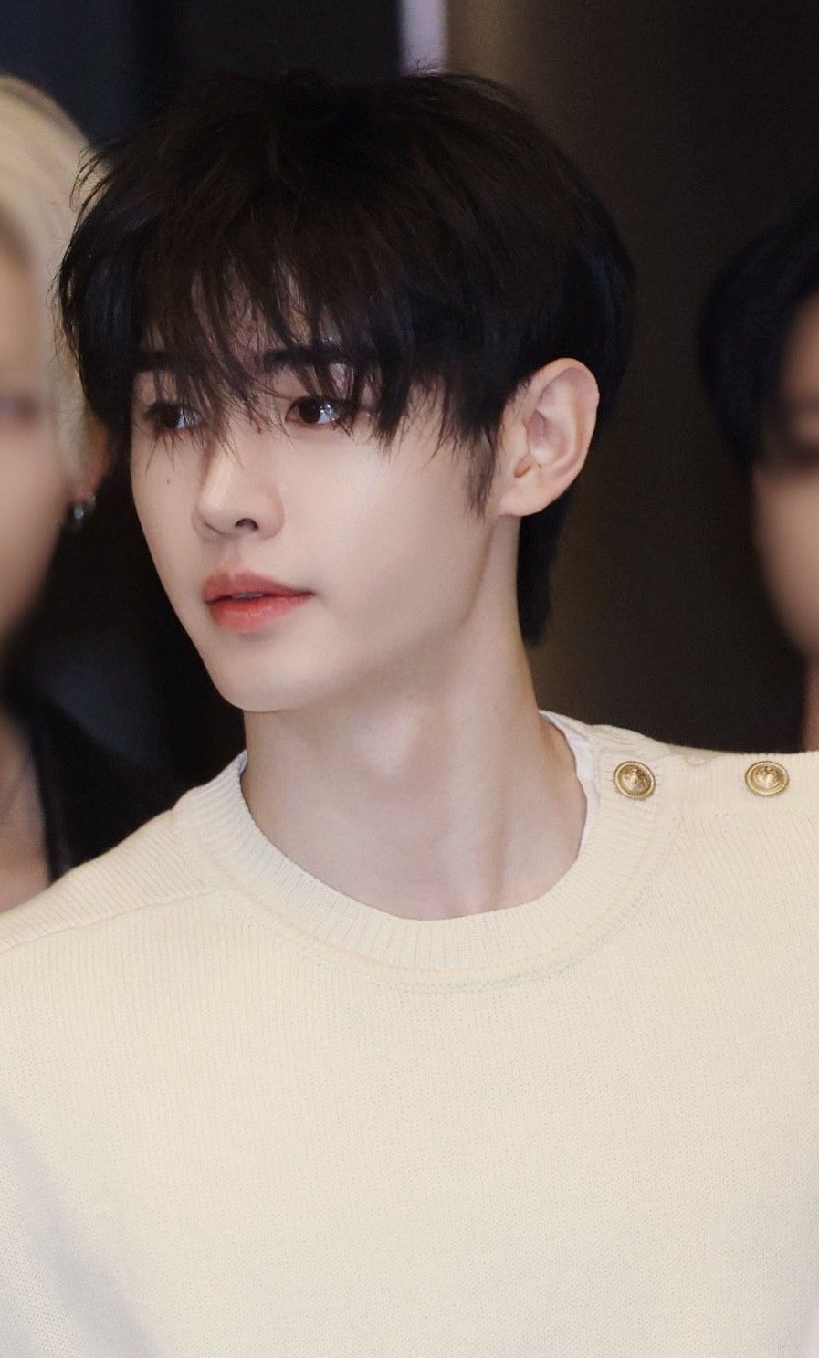 Recent activity shot of Sunghoon (ENHYPEN)