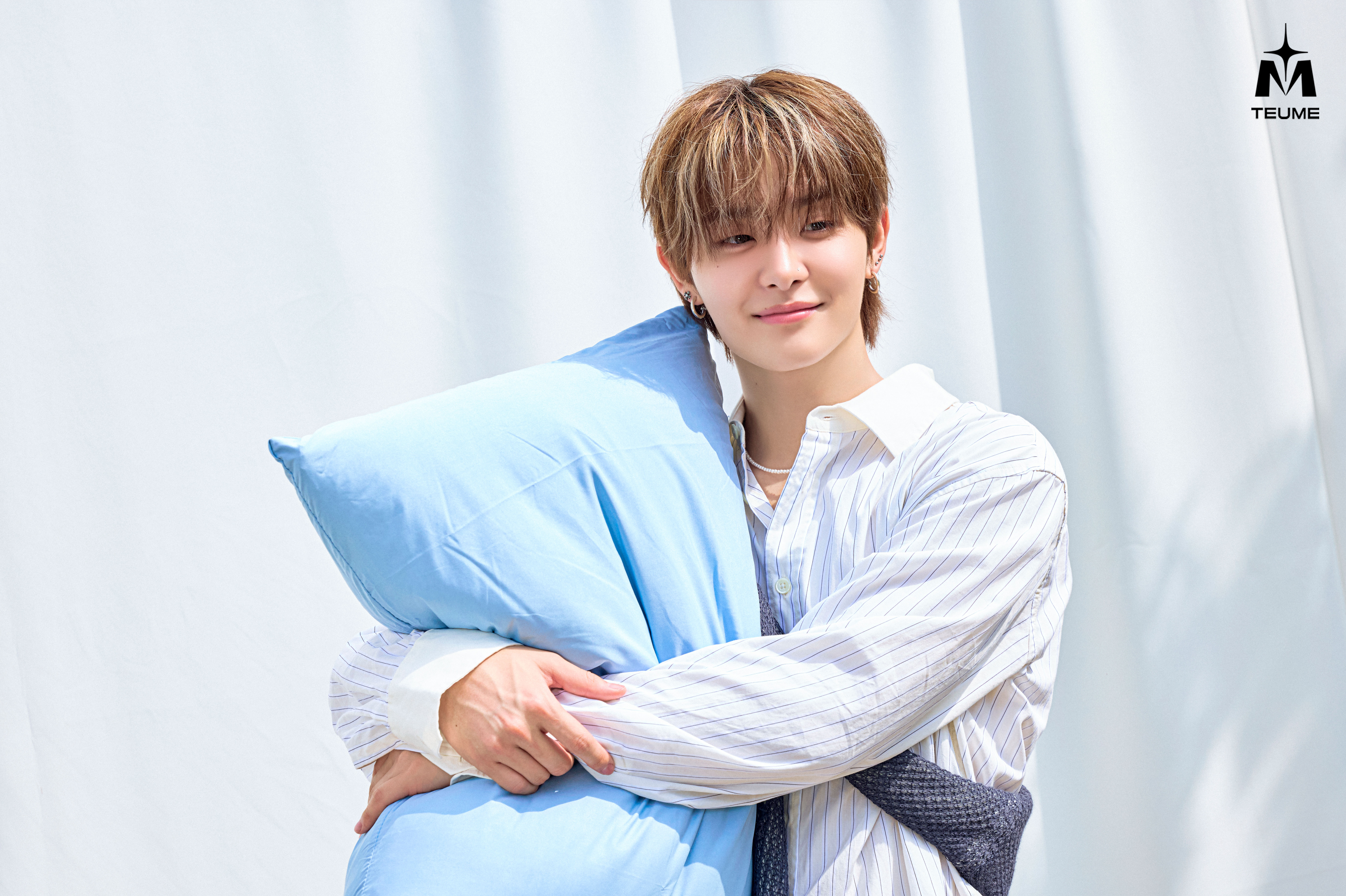 Recent activity shot of TREASURE