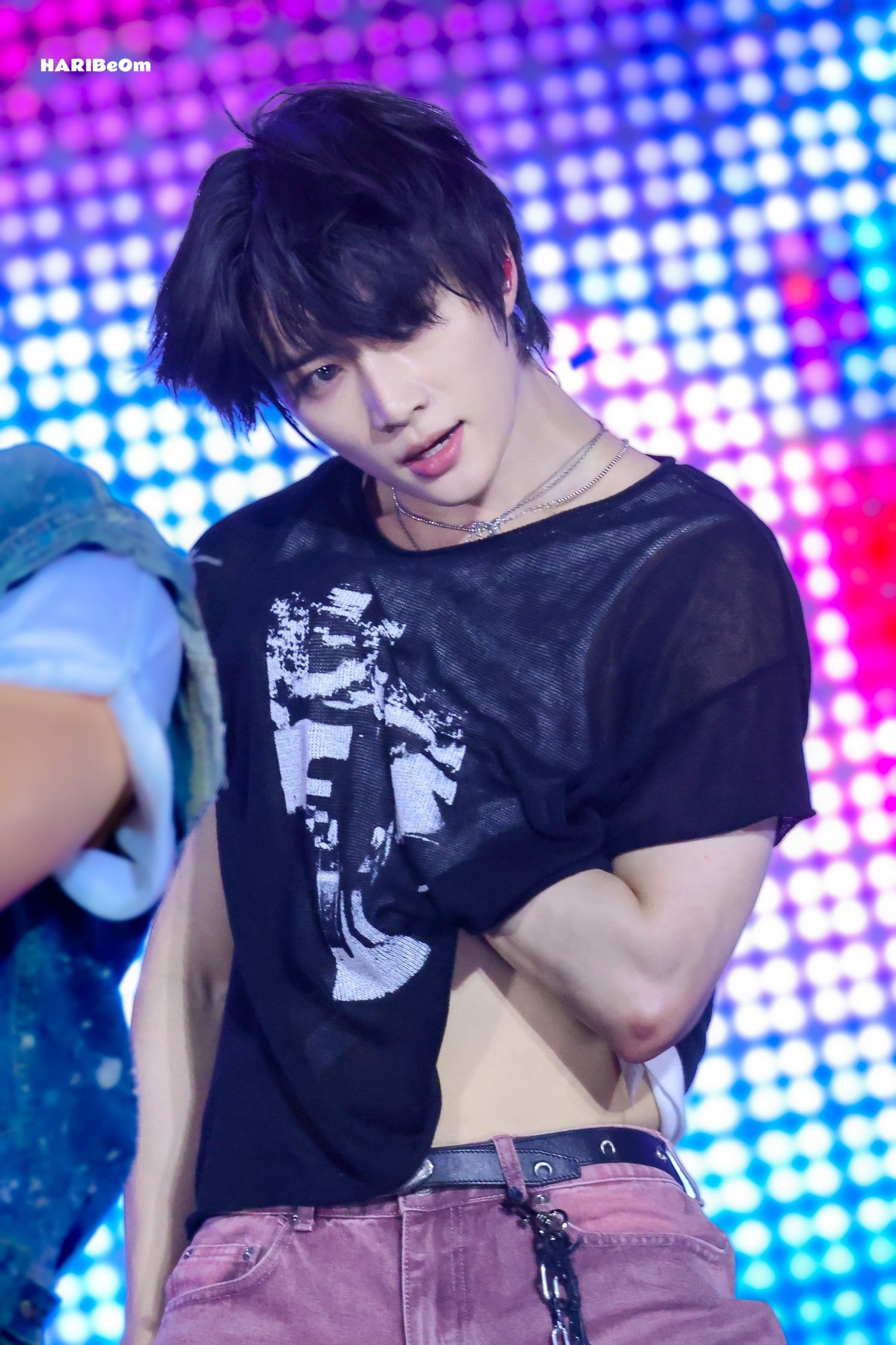 Recent activity shot of Beomgyu (TOMORROW X TOGETHER)