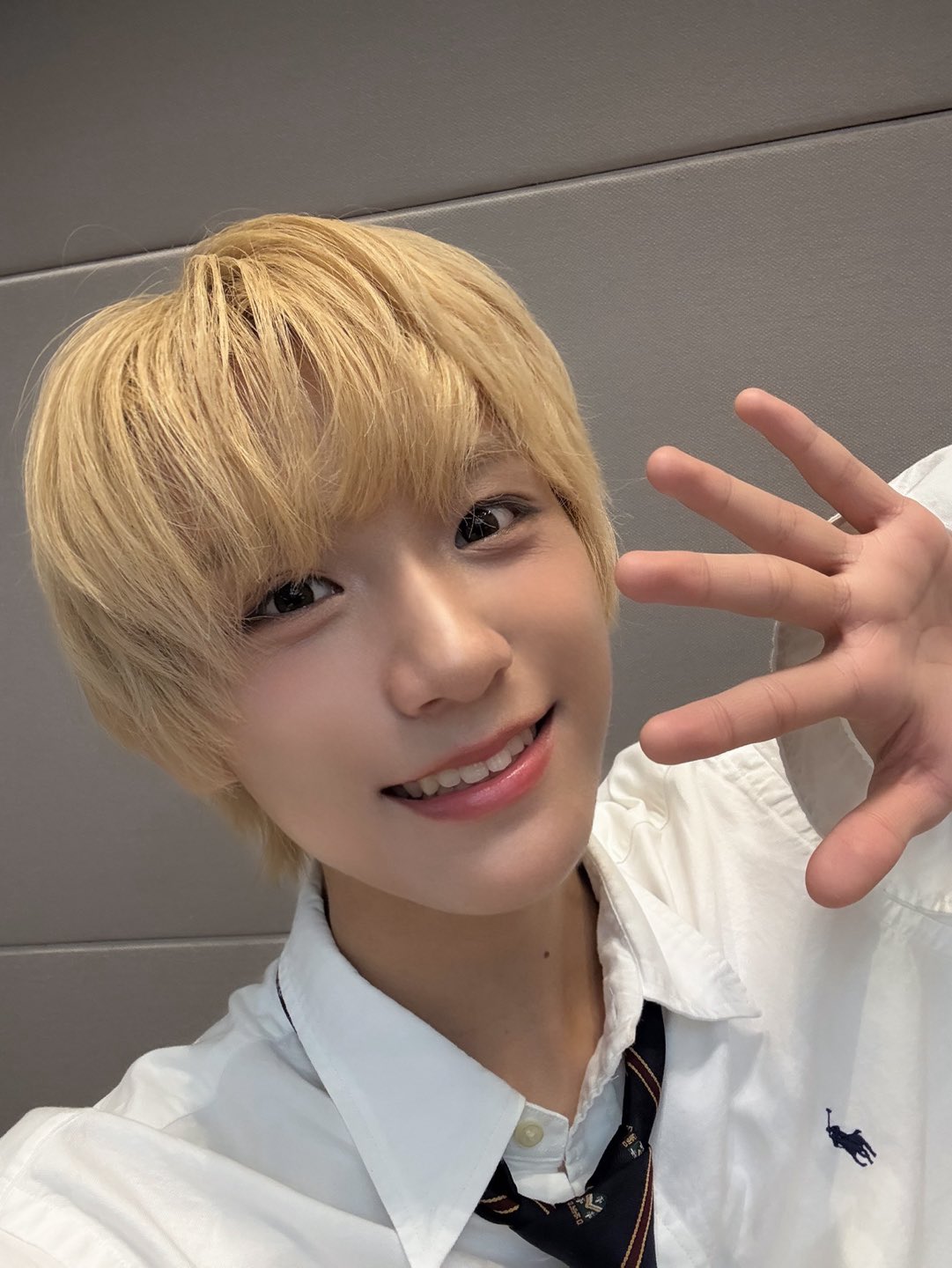 Latest photo of Daisuke (AHOF)