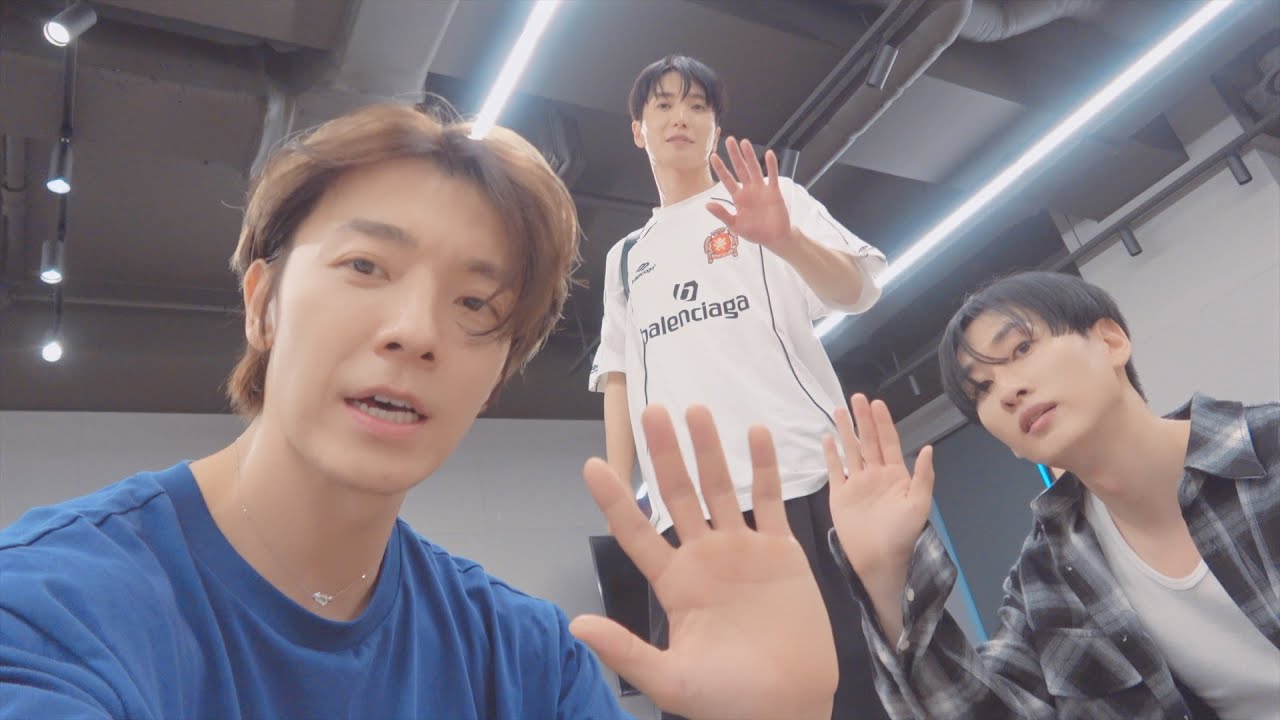イトゥク (Super Junior)の舞台裏ショット