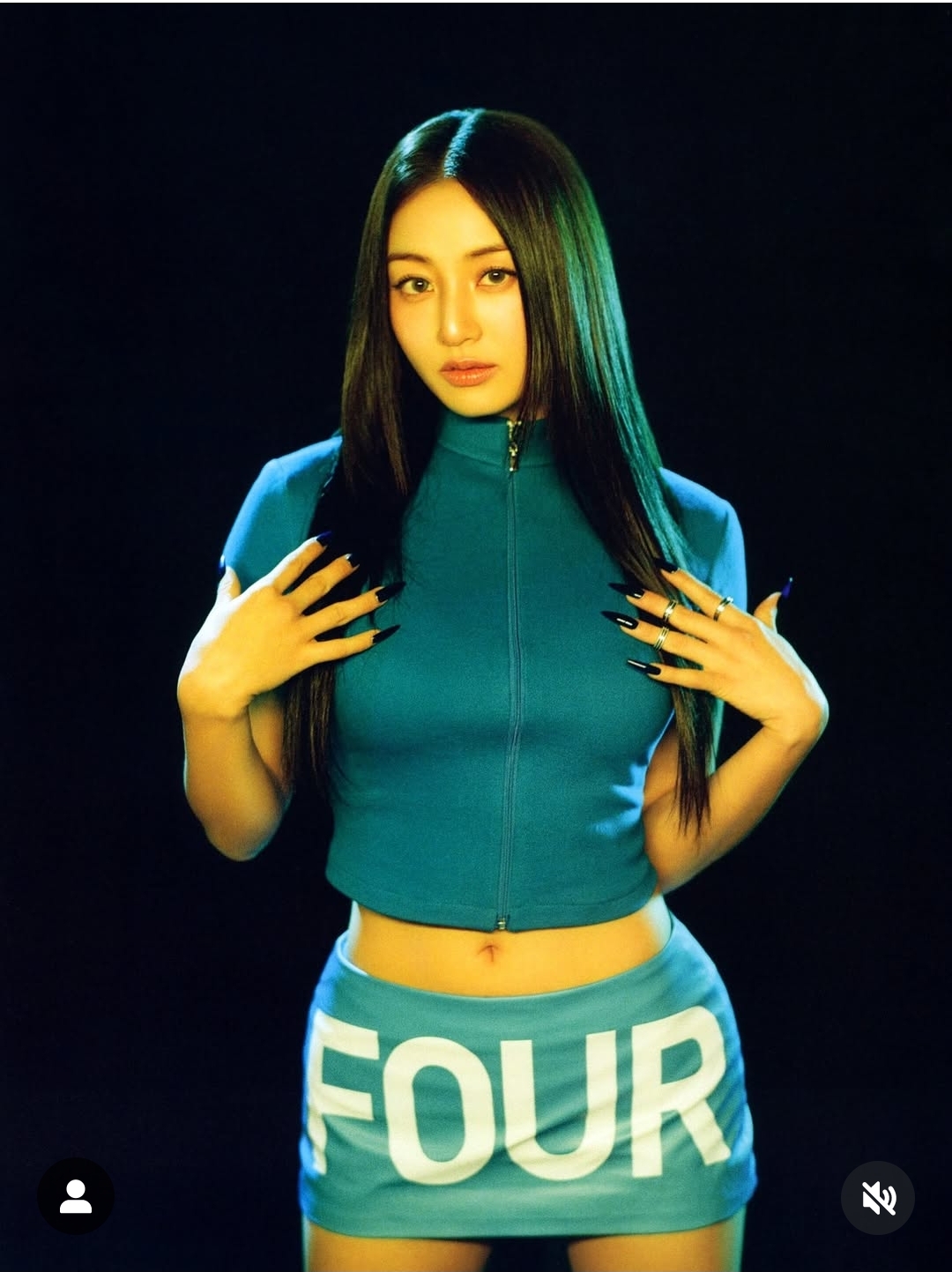 Latest photo of Jihyo (TWICE)