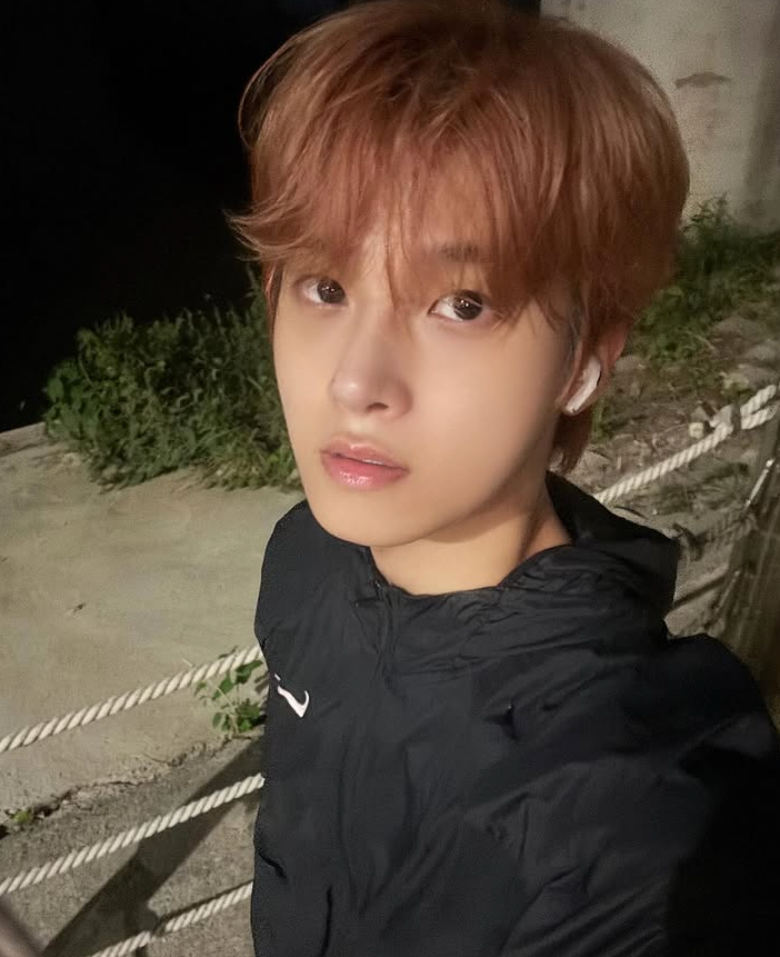 Behind-the-scenes cut of Junmin (Xikers)