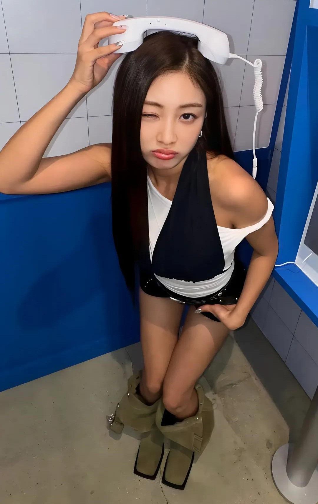 A moment captured by Jihyo (TWICE)'s fan