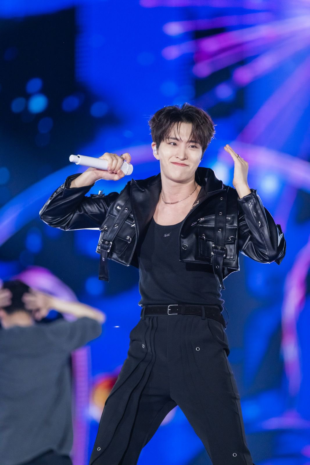 Behind-the-scenes cut of Youngjae (GOT7)
